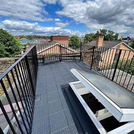 Lovely 2 Bedroom Flat With Roof Terrace In London Nw6 Exteriör bild