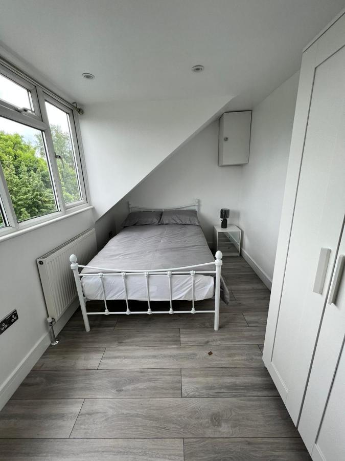 Lovely 2 Bedroom Flat With Roof Terrace In London Nw6 Exteriör bild