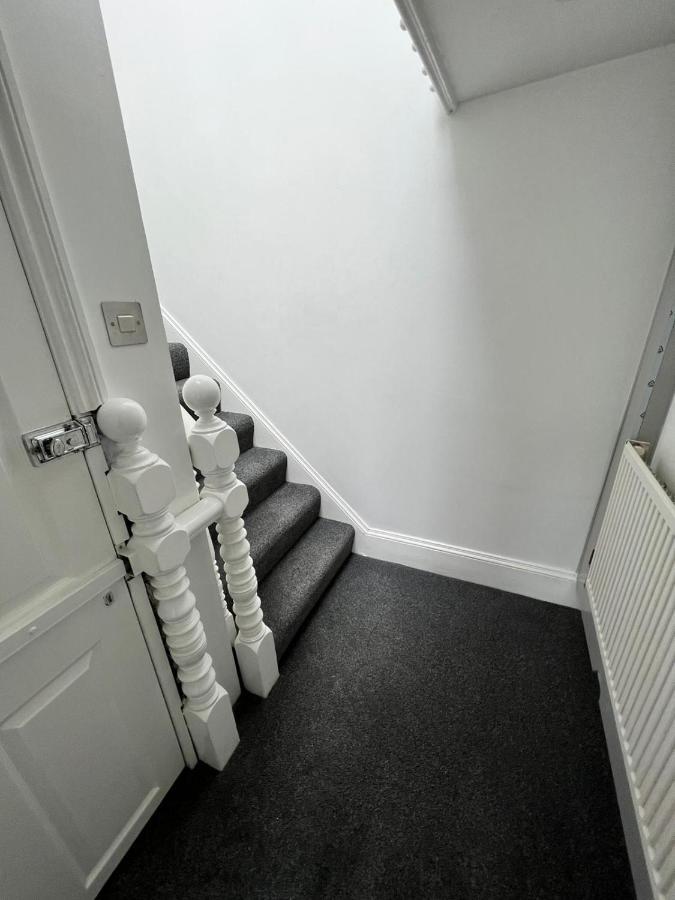Lovely 2 Bedroom Flat With Roof Terrace In London Nw6 Exteriör bild