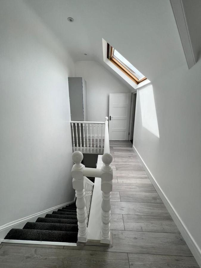 Lovely 2 Bedroom Flat With Roof Terrace In London Nw6 Exteriör bild